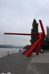 L'Allumé von Markl di Suvero, 1990