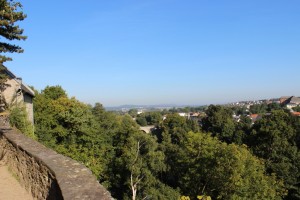 Blick vom Domgelände ins Lahntal