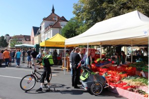 Markt am Gießener Schloss