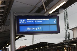 Zuganzeioge in Lüneburg nach Hamburg Hbf