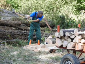 und Handarbeit des Eigentümers für den Winter