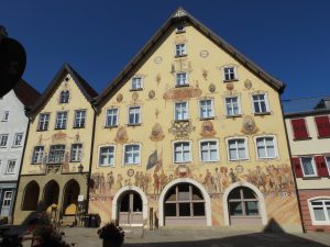 Bild vom Rathaus Horb mit Fassadenmalerei