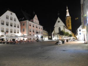 Bild vom Marktplatz mit Dom St. Martin